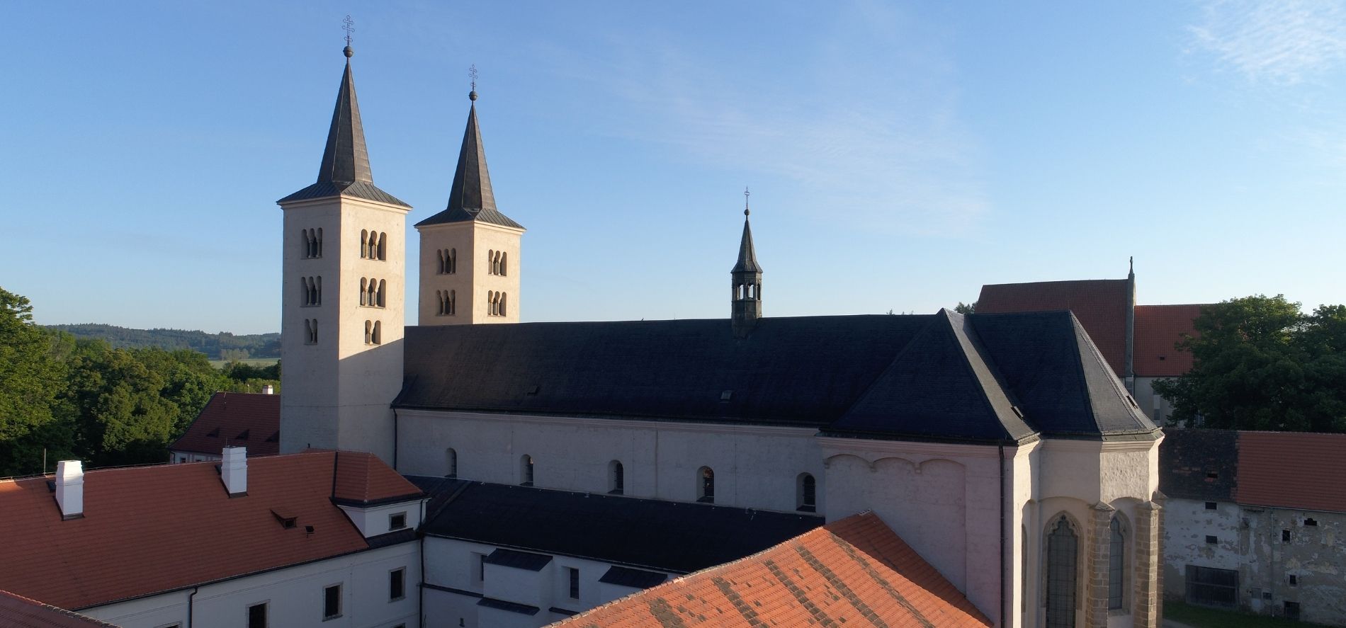 Omezení provozu areálu kláštera 24. – 26. 7. 2026 17:00 – 19:00